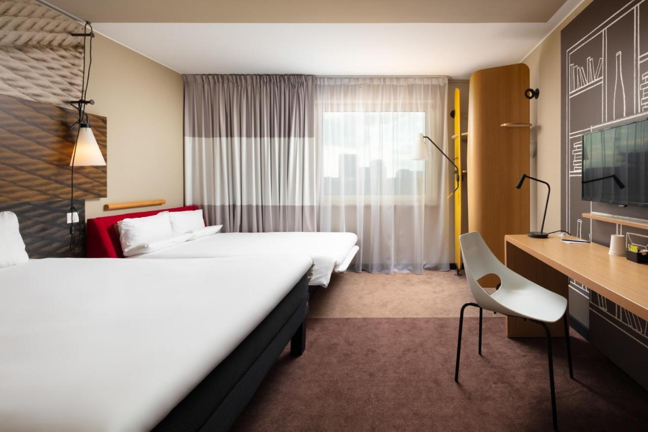 Ibis Centrum Hotel 3*